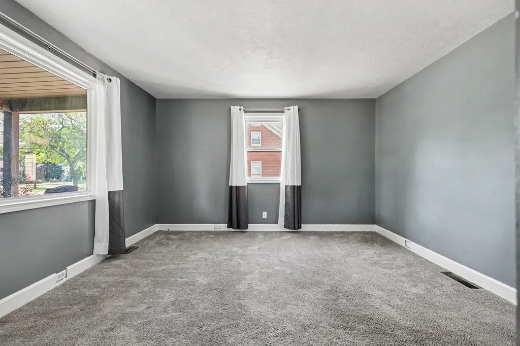 302 Exchange Street Marshall City MI 49068