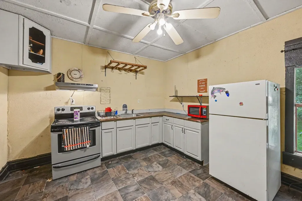 442 Saint Joseph Street Union City Village MI 49094