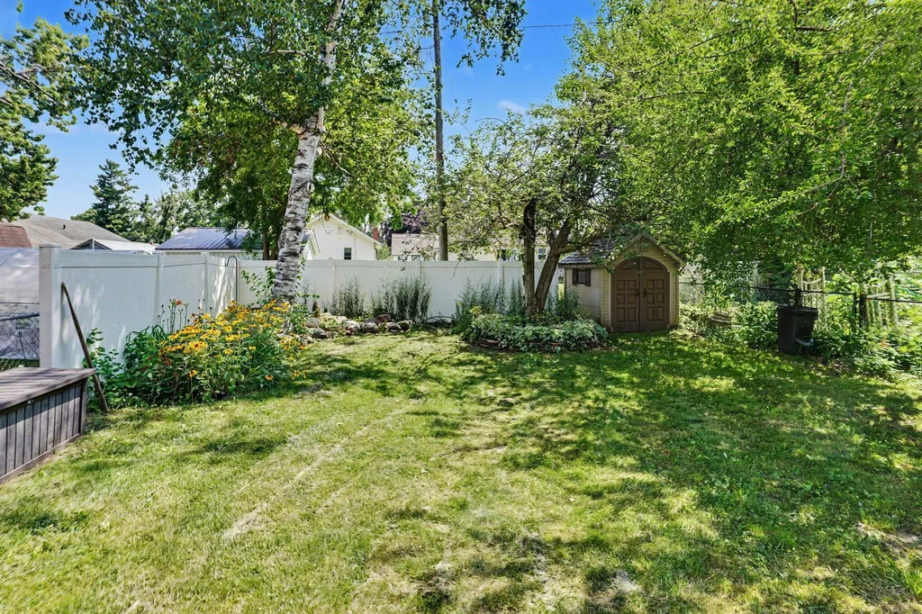 411 Orleans Avenue Battle Creek City MI 49015