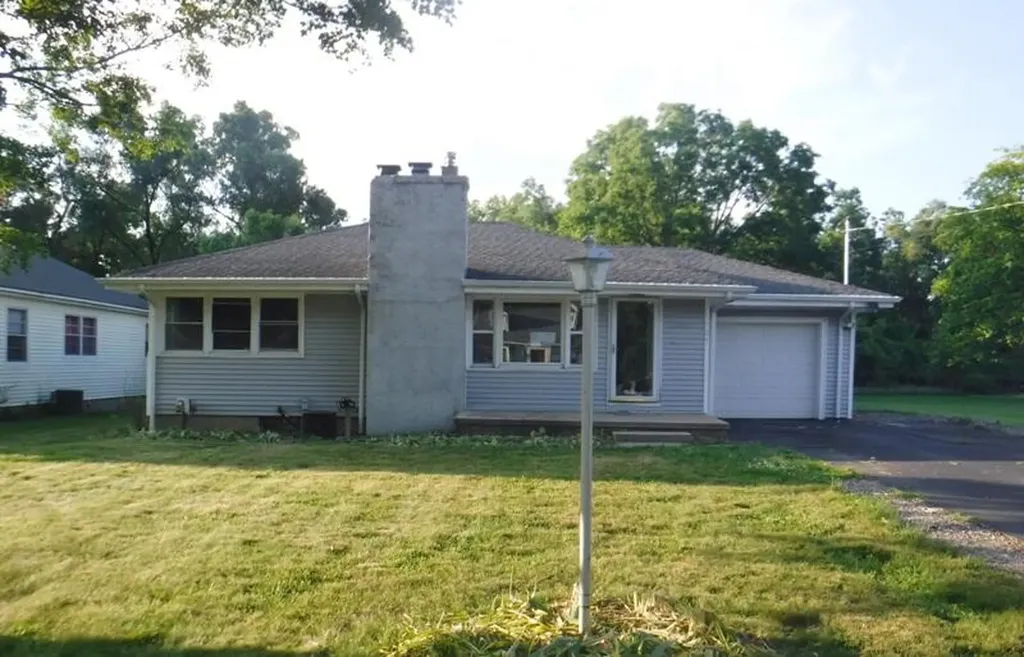 1525 E G Avenue Cooper Charter Township MI 49004