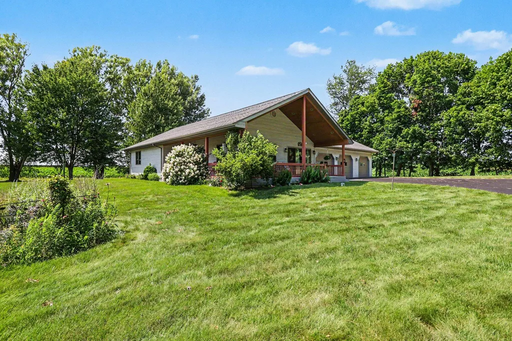 15745 15 Mile Road Marshall Township MI 49068