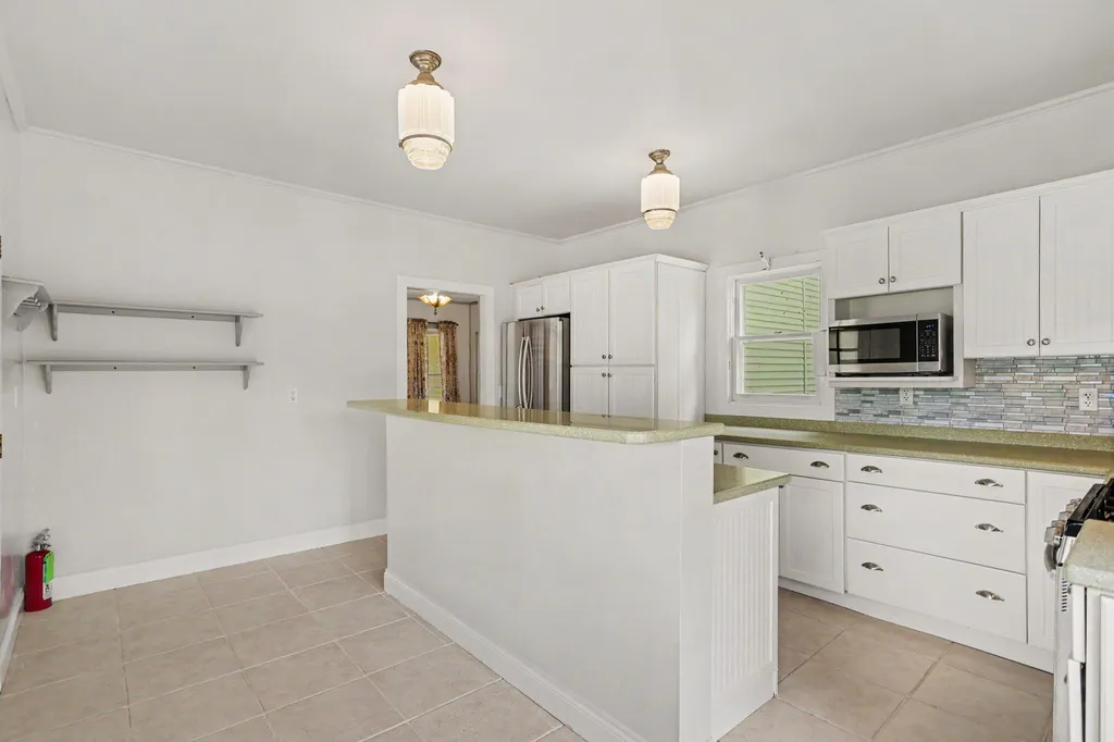 17785 N Drive N Convis Township MI 49068