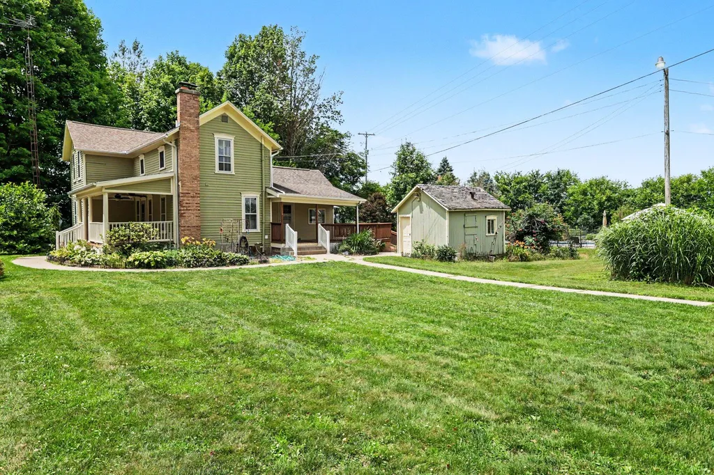 17785 N Drive N Convis Township MI 49068