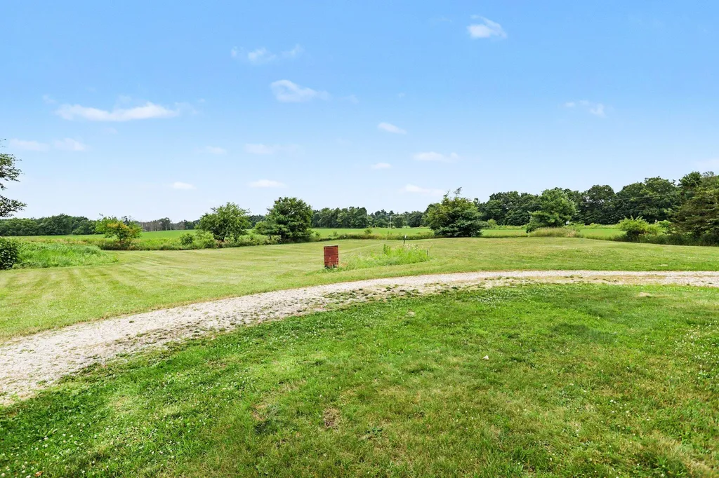 17785 N Drive N Convis Township MI 49068
