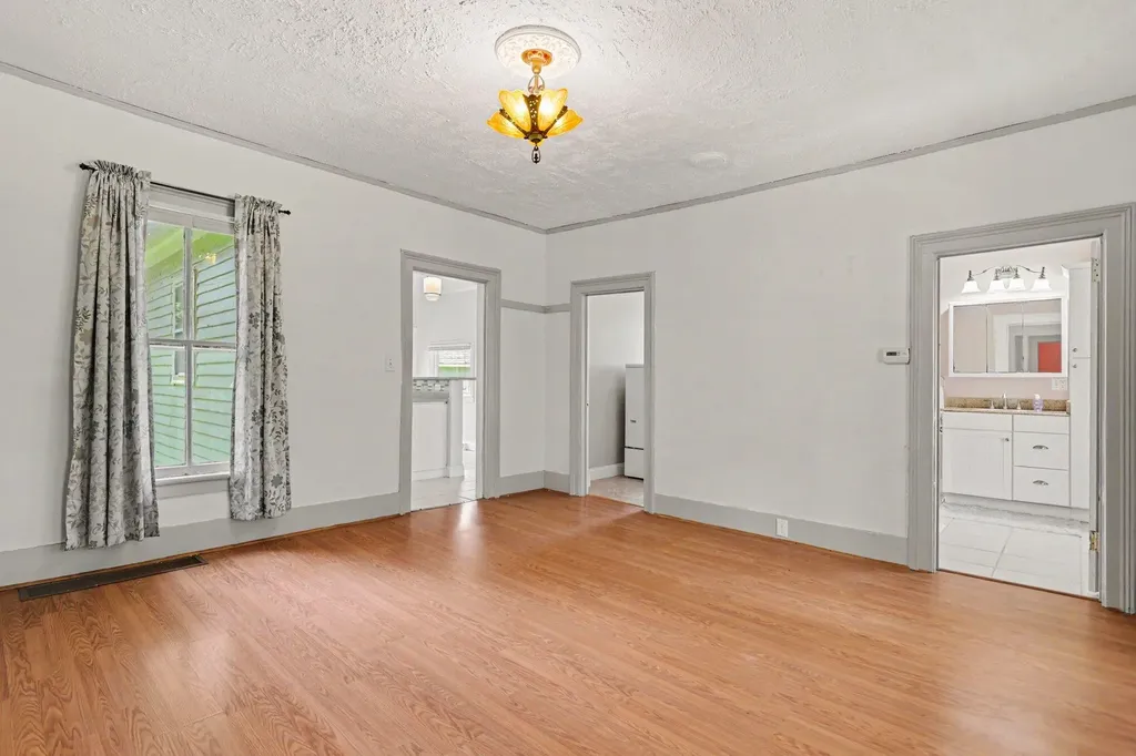 17785 N Drive N Convis Township MI 49068