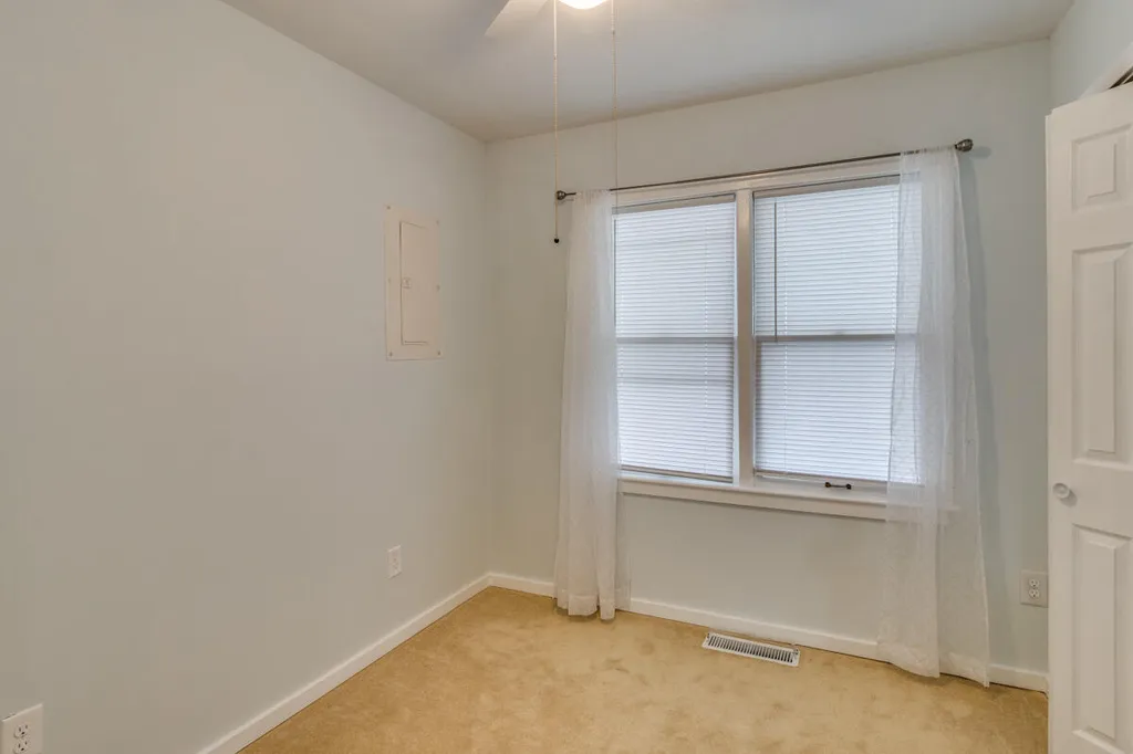 79 S Cedar Avenue Battle Creek City MI 49037