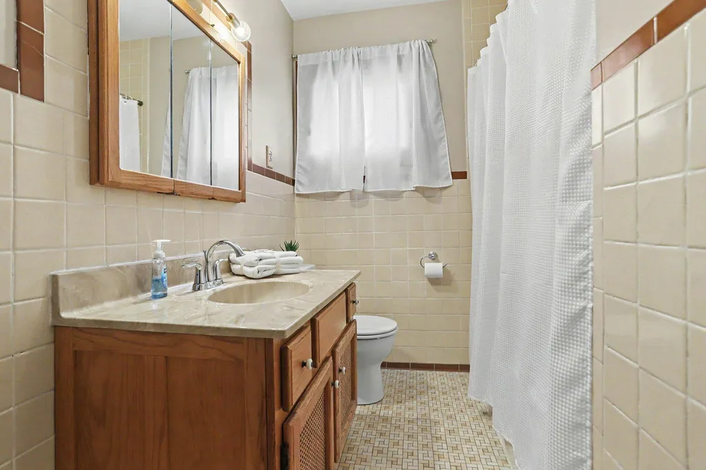 243 Briar Hill Drive Battle Creek City MI 49015