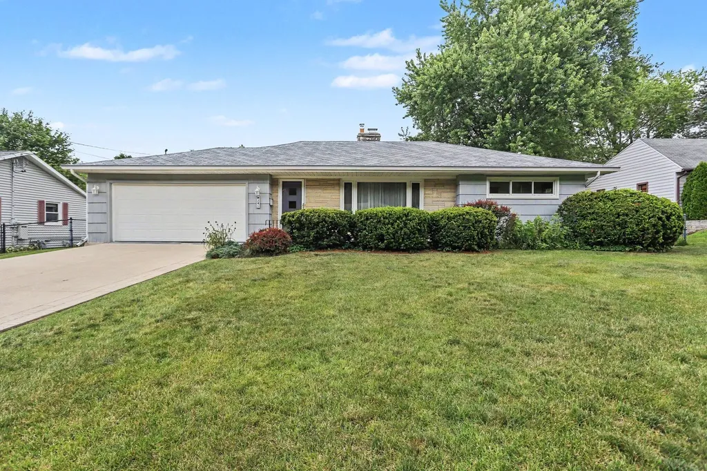 243 Briar Hill Drive Battle Creek City MI 49015