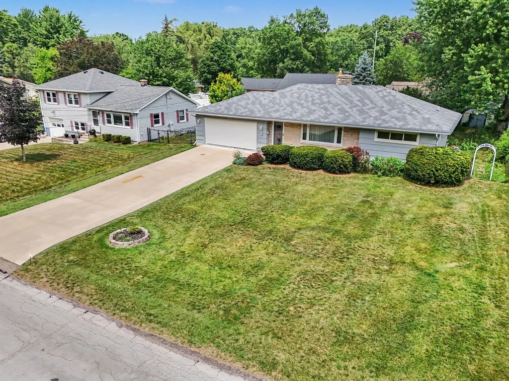 243 Briar Hill Drive Battle Creek City MI 49015