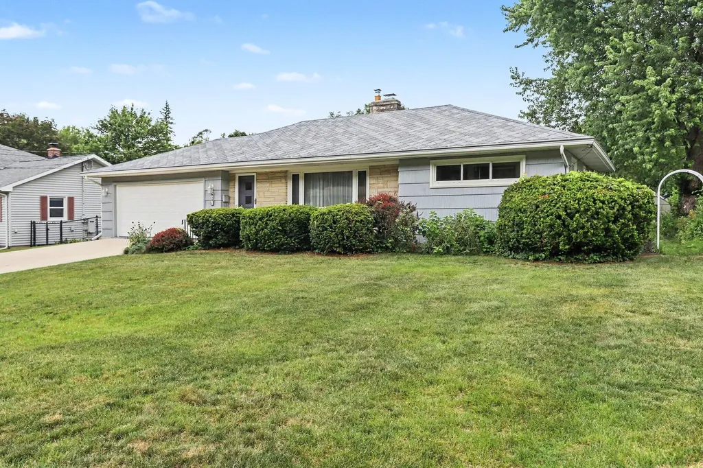 243 Briar Hill Drive Battle Creek City MI 49015