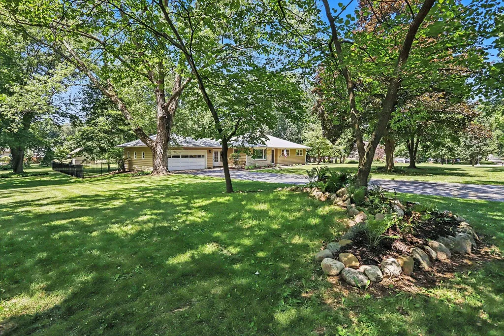 15833 17 1/2 Mile Road Marshall Township MI 49068