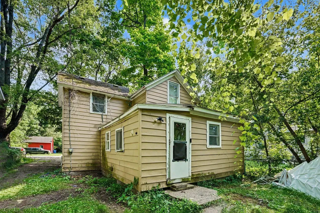 2109 Briar Place Kalamazoo Charter Township MI 49048