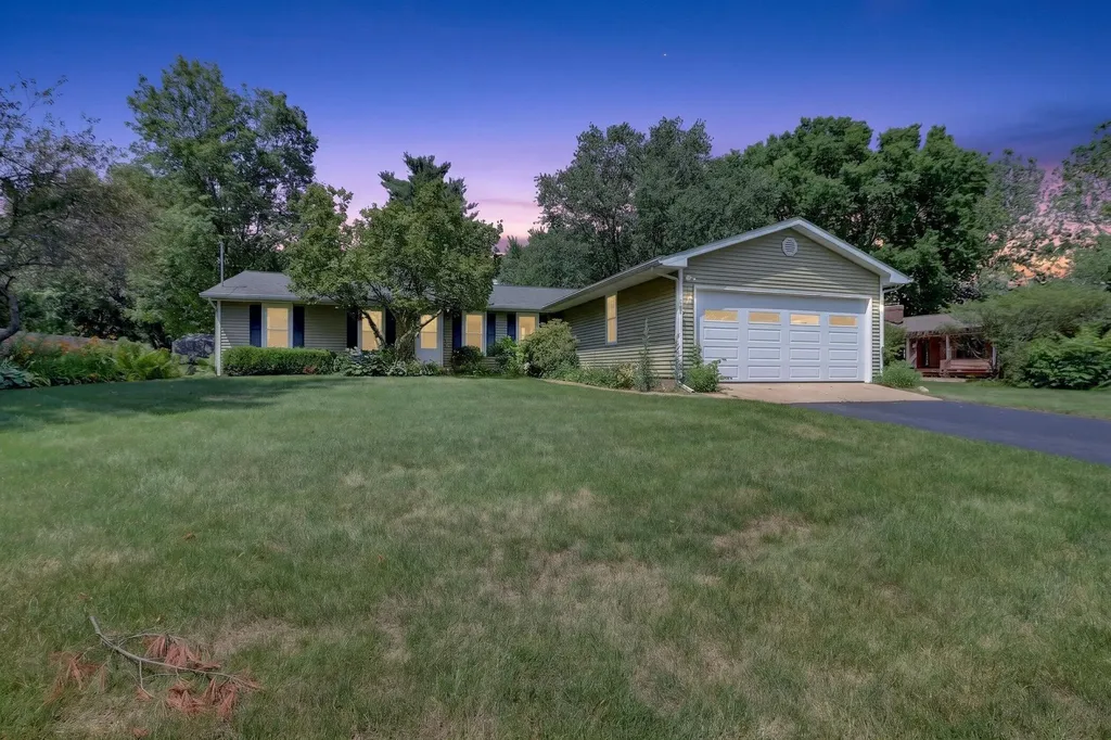 7643 Kilowatt Drive Comstock Charter Township MI 49048