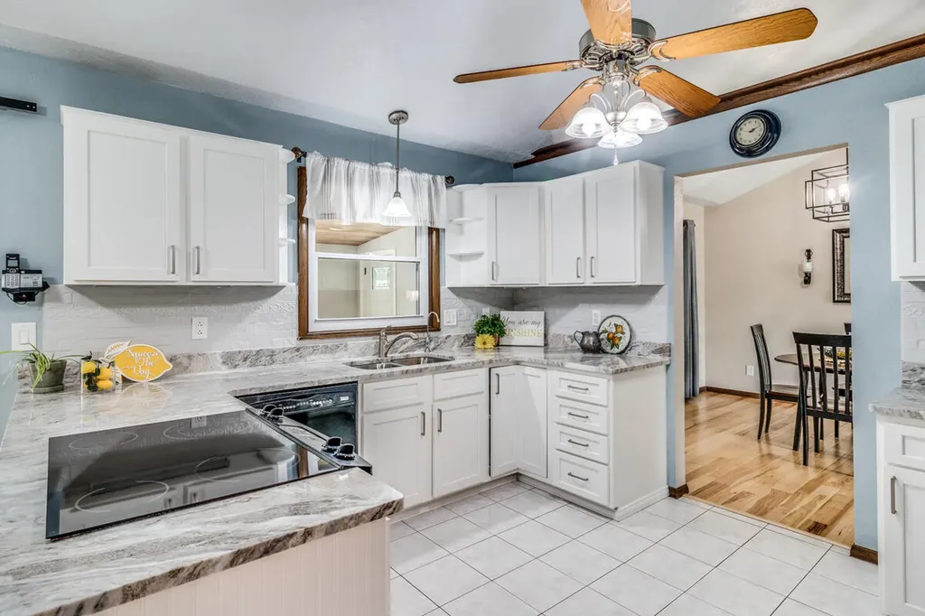 138 Grand Castle Terrace Emmett Charter Township MI 49014
