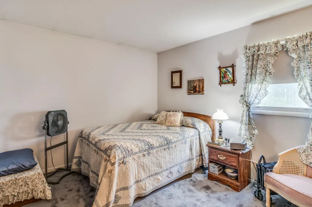 109 Parkshore Drive Emmett Charter Township MI 49014