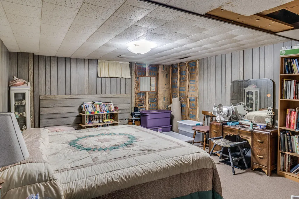 109 Parkshore Drive Emmett Charter Township MI 49014