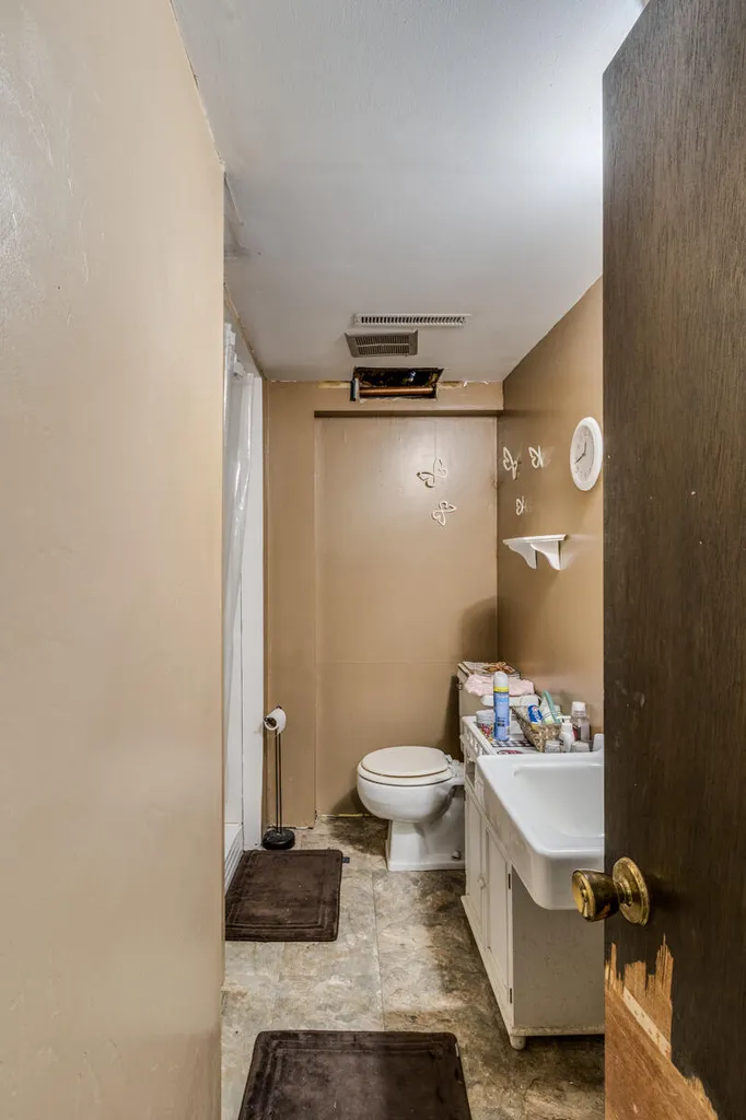 109 Parkshore Drive Emmett Charter Township MI 49014