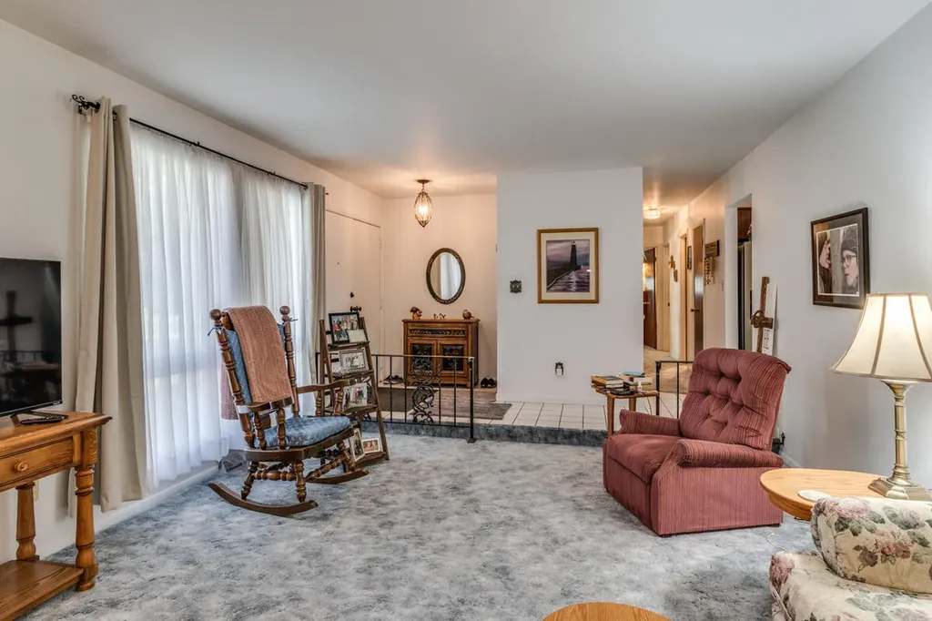 109 Parkshore Drive Emmett Charter Township MI 49014