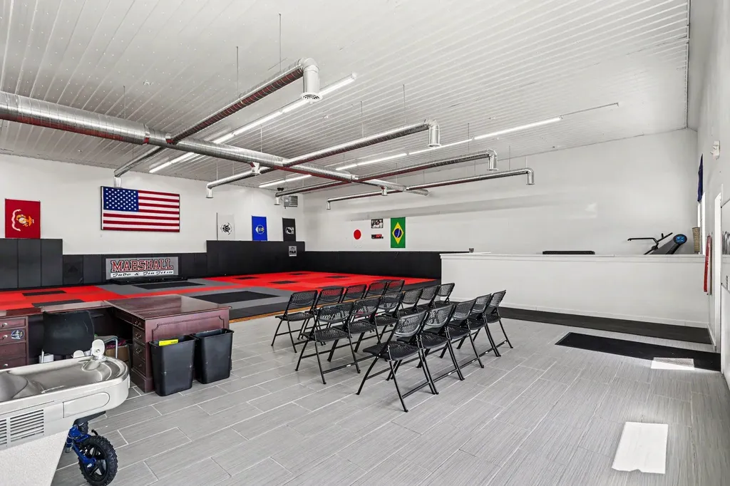 126 West Drive N Marshall City MI 49068