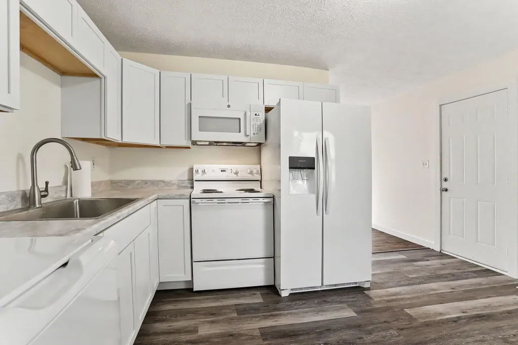 130 Saratoga Avenue Bedford Charter Township MI 49037