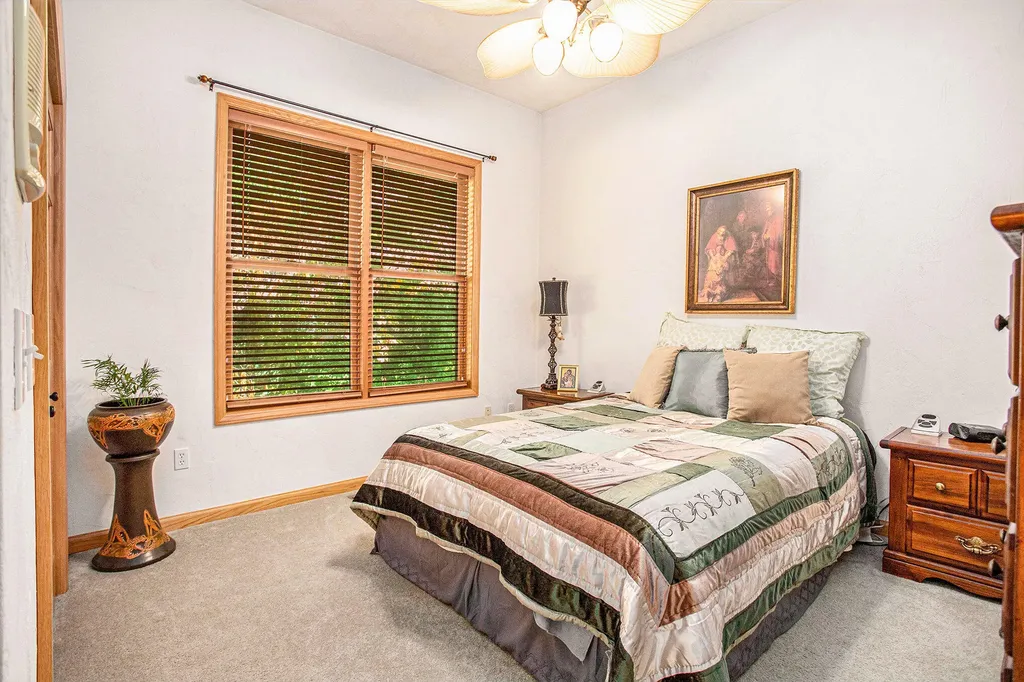 106 Buckingham Lane Pennfield Charter Township MI 49017