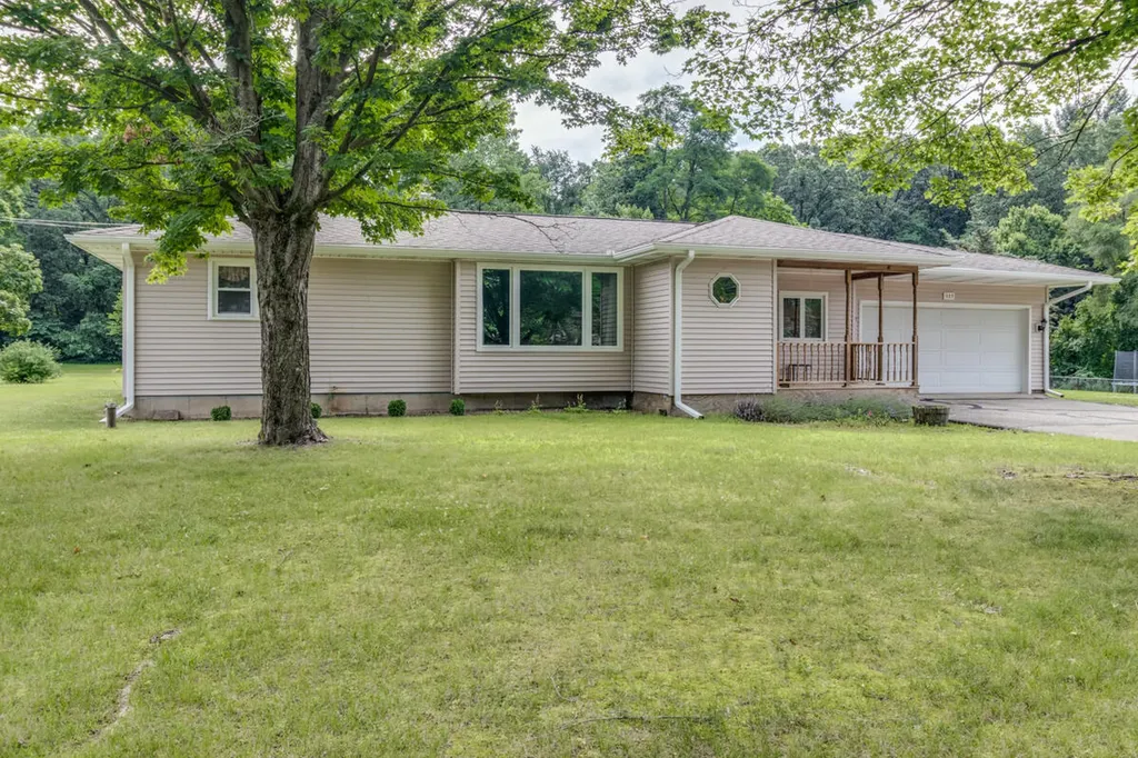127 Beadle Lake Drive Emmett Charter Township MI 49014