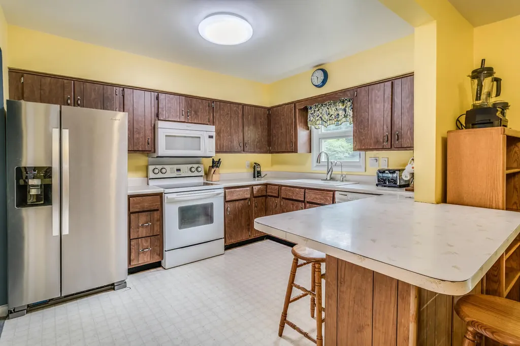 127 Beadle Lake Drive Emmett Charter Township MI 49014
