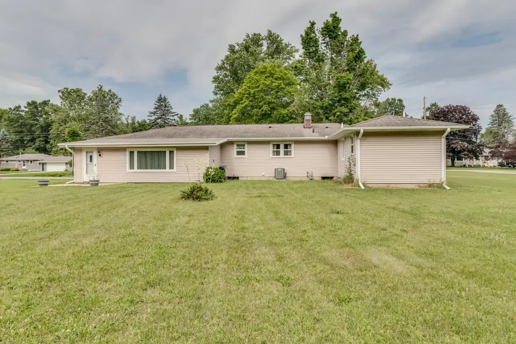 127 Beadle Lake Drive Emmett Charter Township MI 49014