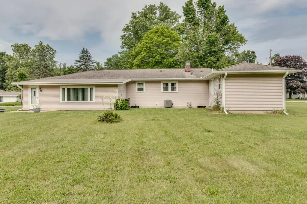 127 Beadle Lake Drive Emmett Charter Township MI 49014