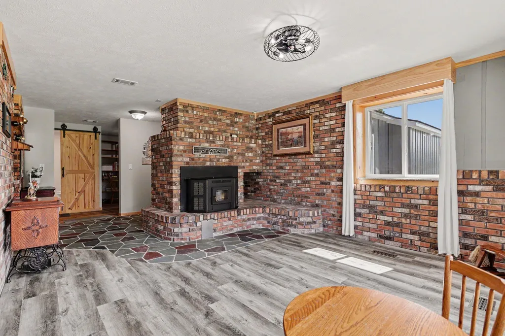 57 N Mason Kalamo Township MI 49096