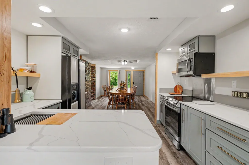 57 N Mason Kalamo Township MI 49096
