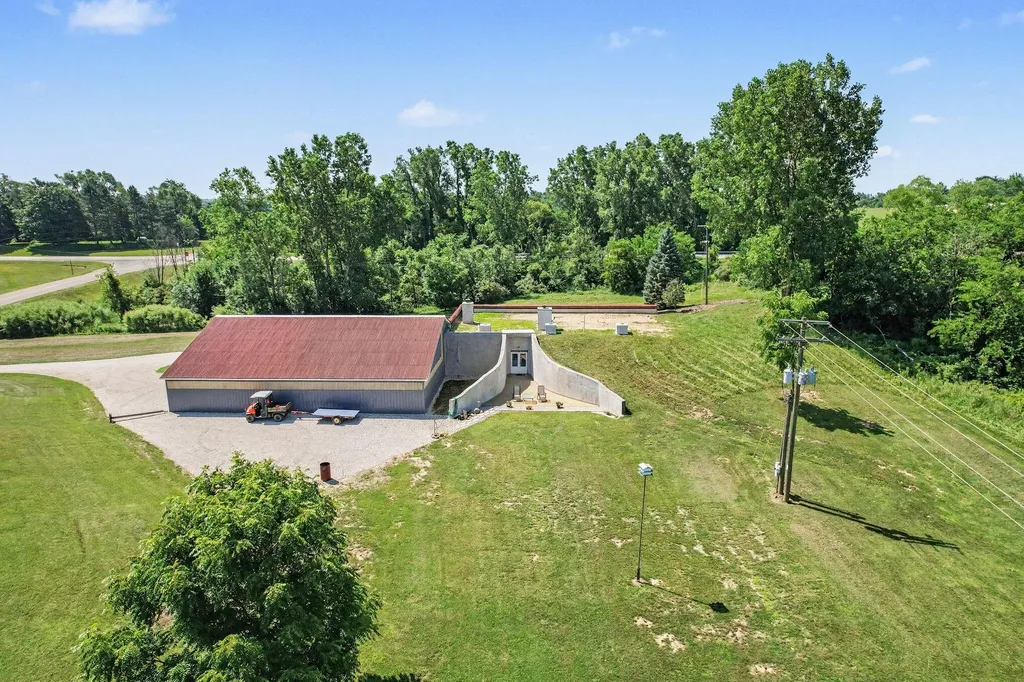 57 N Mason Kalamo Township MI 49096