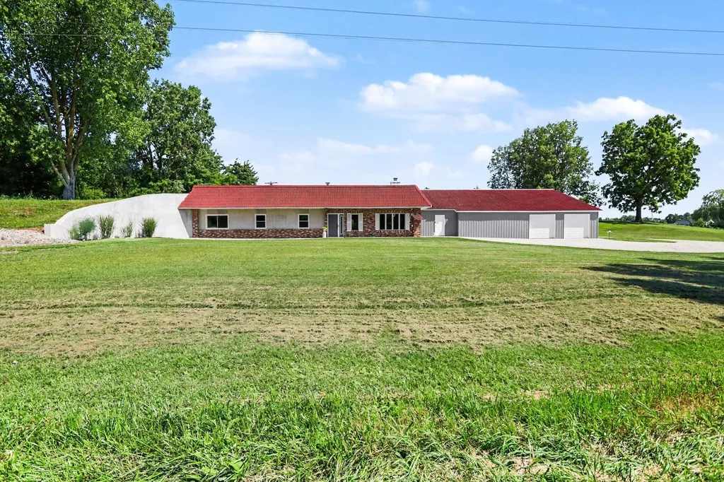 57 N Mason Kalamo Township MI 49096