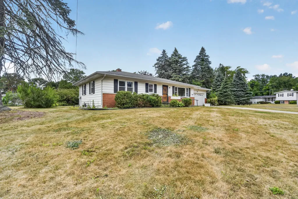 708 Greenridge Road Battle Creek City MI 49015