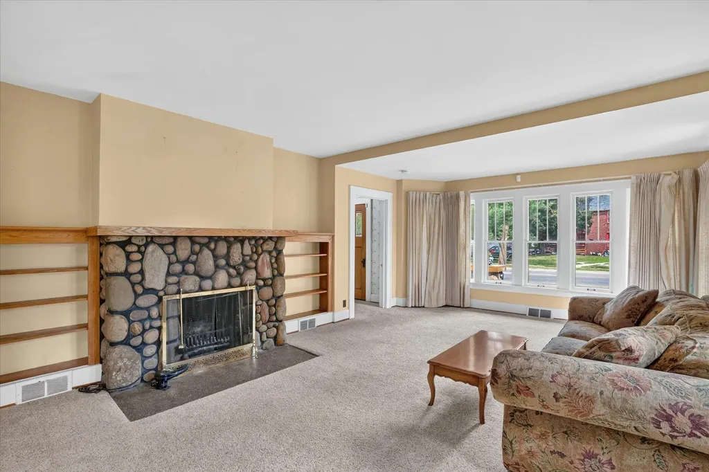 1318 E Michigan Avenue Sheridan Township MI 49224