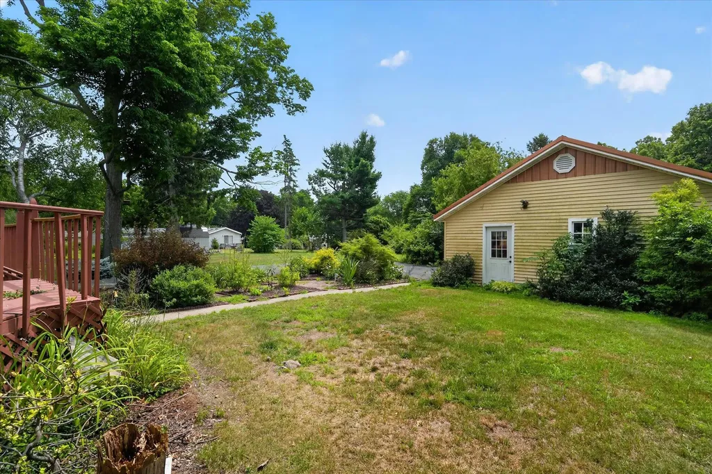 1318 E Michigan Avenue Sheridan Township MI 49224