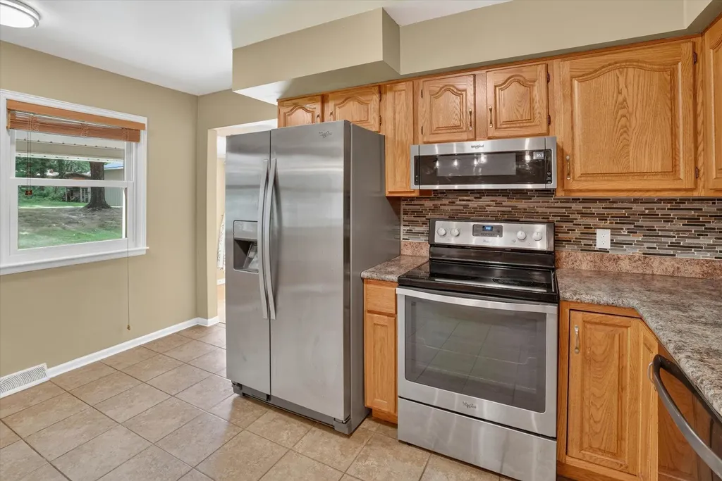 59 Wealthy Avenue Battle Creek City MI 49015