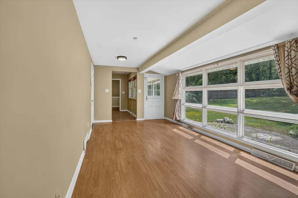 59 Wealthy Avenue Battle Creek City MI 49015