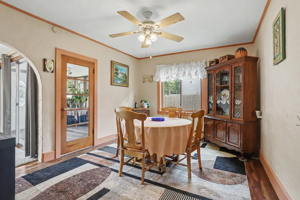 219 N 4th Street Burr Oak Village MI 49030