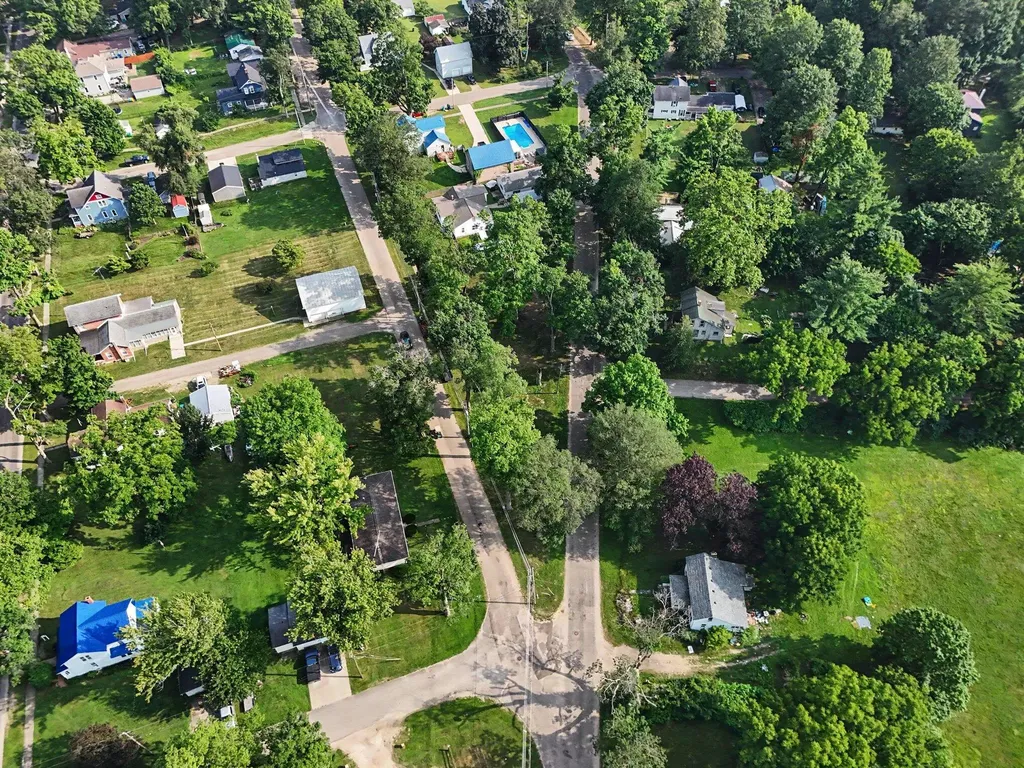 219 N 4th Street Burr Oak Village MI 49030