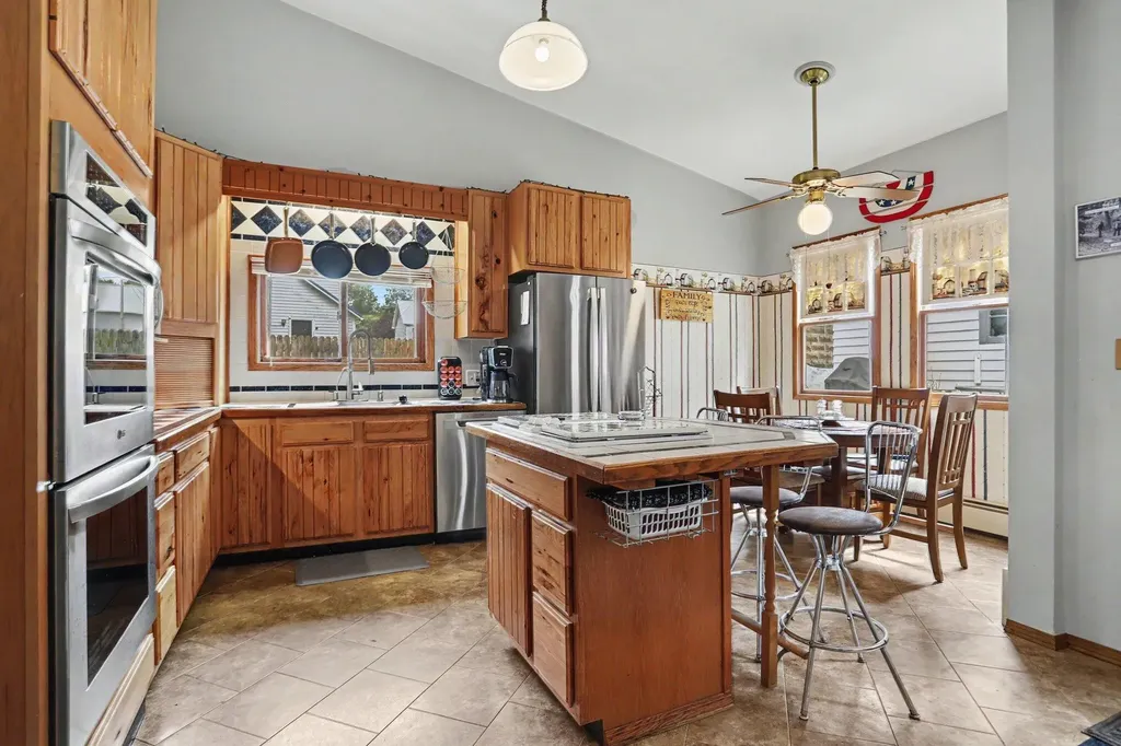 219 N 4th Street Burr Oak Village MI 49030
