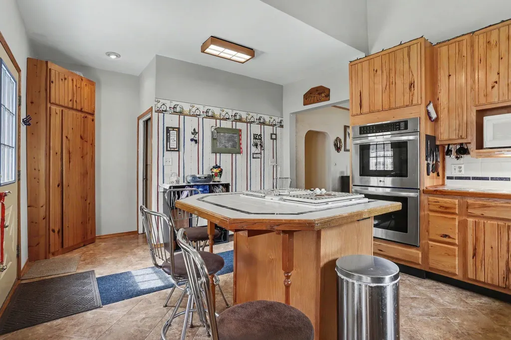 219 N 4th Street Burr Oak Village MI 49030