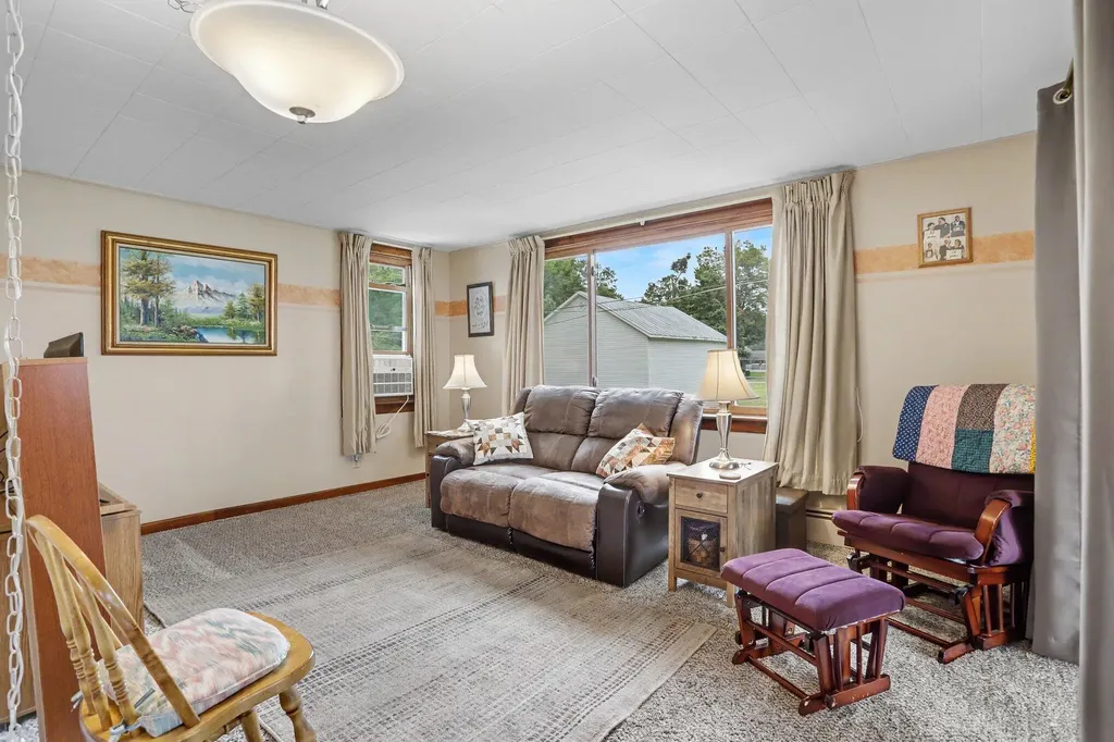 219 N 4th Street Burr Oak Village MI 49030