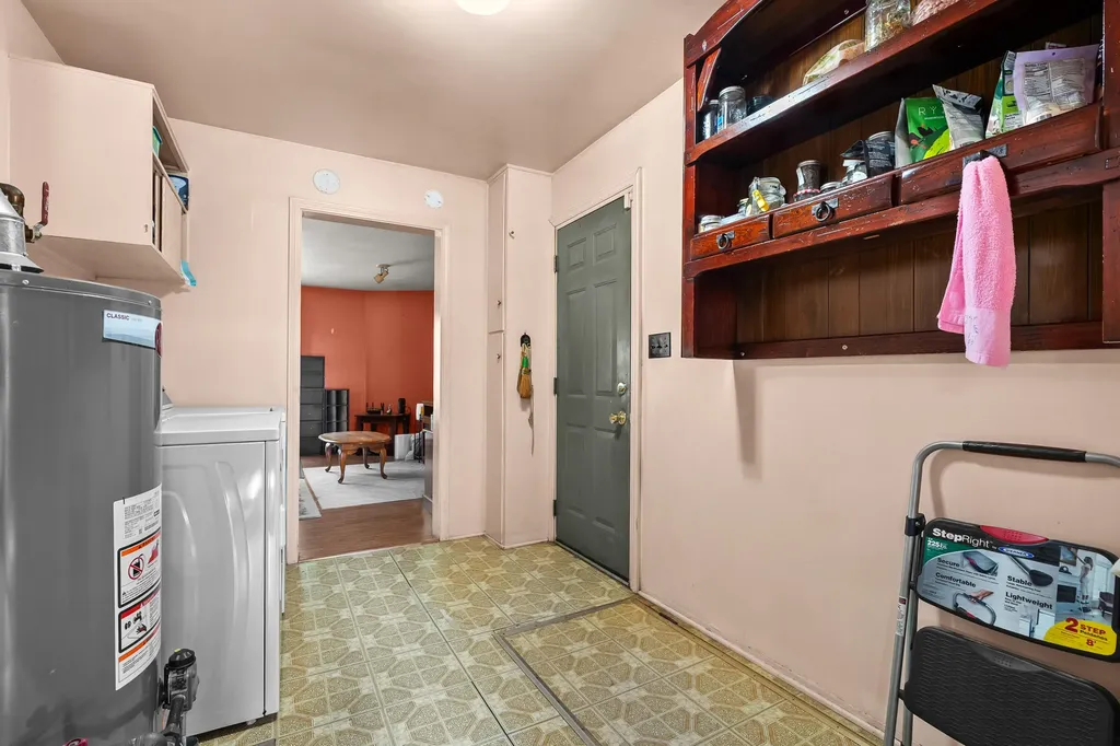 136 Charleston Avenue Bedford Charter Township MI 49037