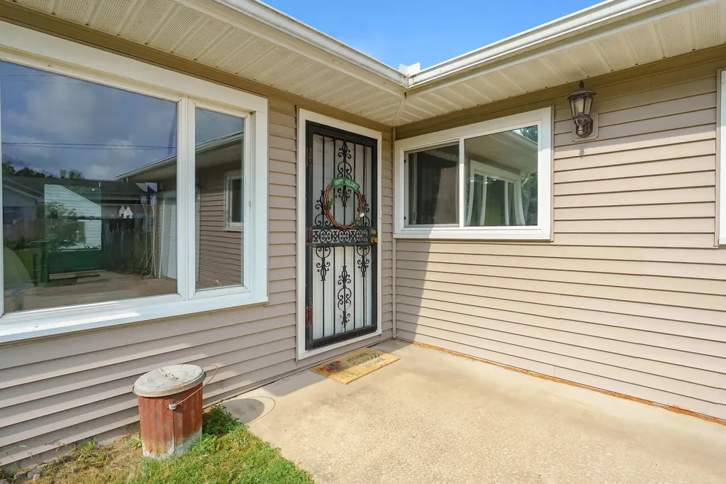 136 Charleston Avenue Bedford Charter Township MI 49037