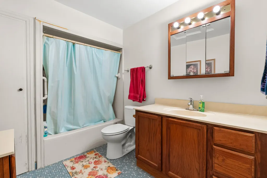 136 Charleston Avenue Bedford Charter Township MI 49037