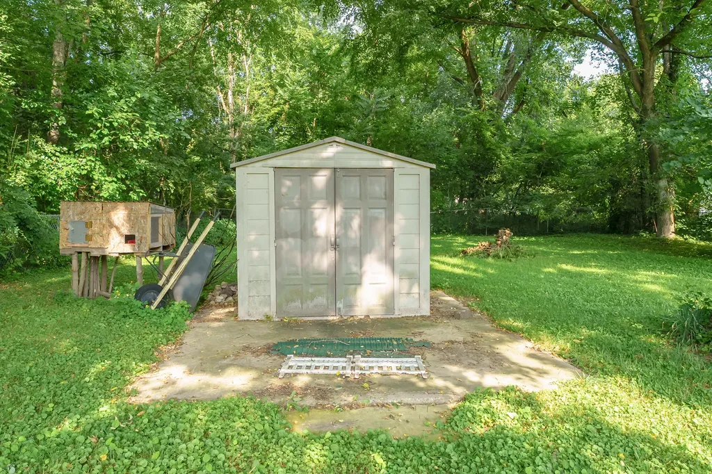 136 Charleston Avenue Bedford Charter Township MI 49037