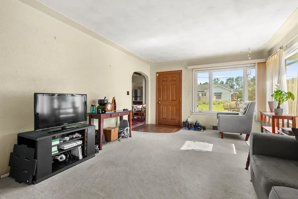 136 Charleston Avenue Bedford Charter Township MI 49037