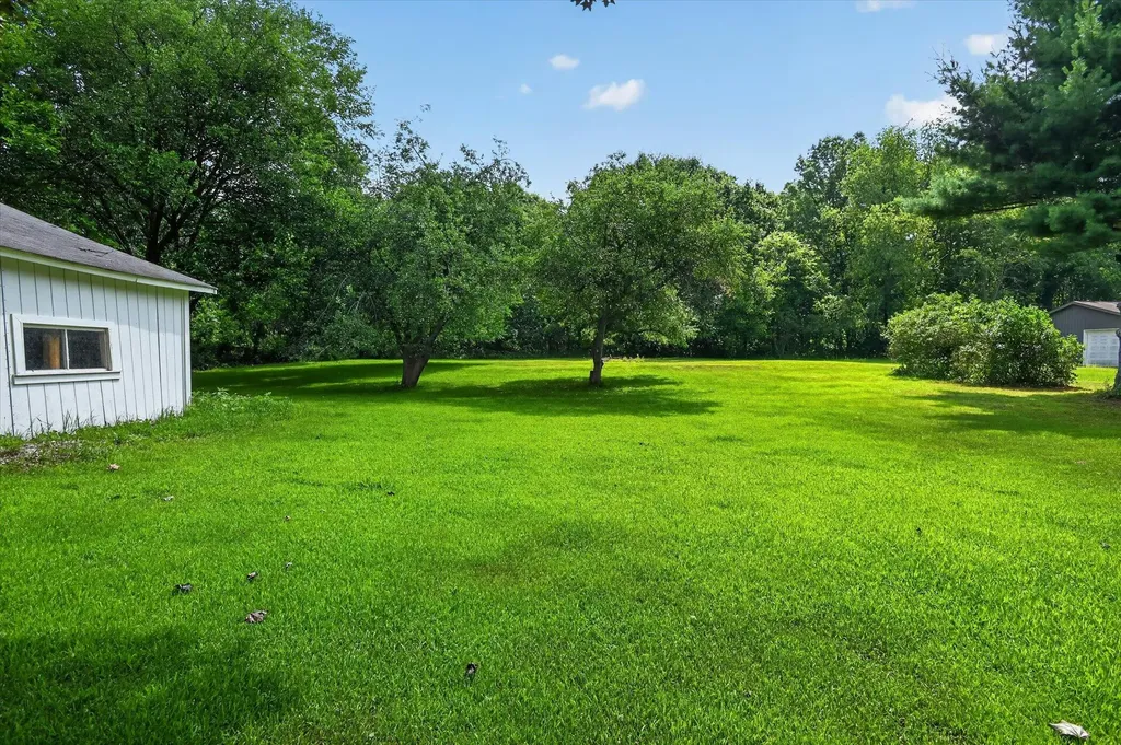 16310 15 Mile Road Marshall Township MI 49068