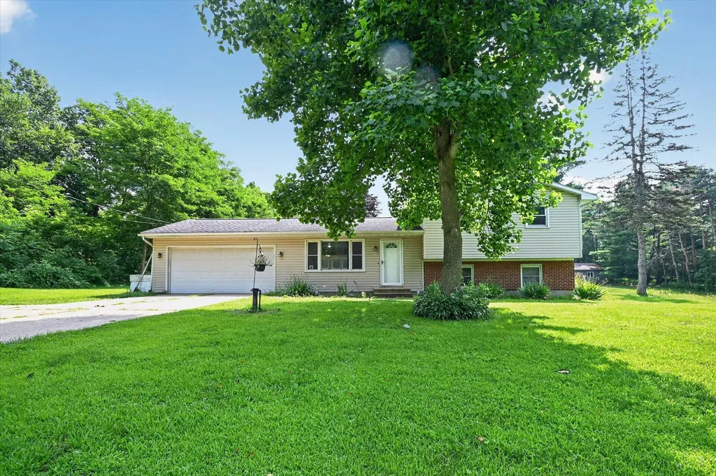 16310 15 Mile Road Marshall Township MI 49068